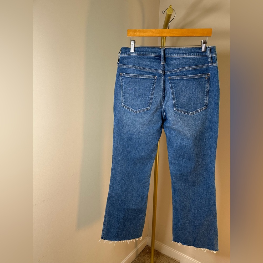 EUC! Madewell Worn Once!! Mid Rise Kick Out Jeans - Picture 6 of 8